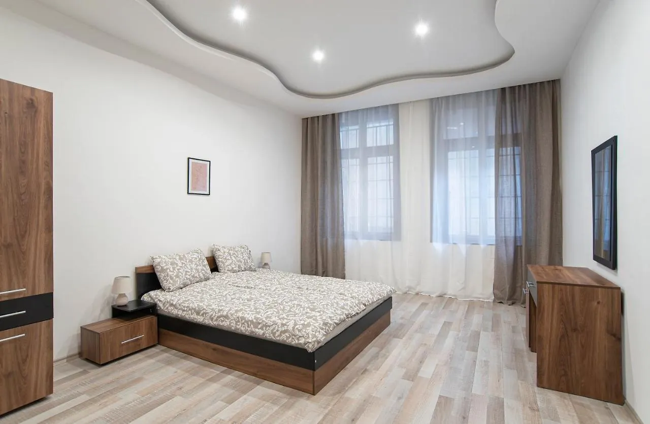 Bilyana'S 1 Bedroom Central Apartment Sofie 0*,